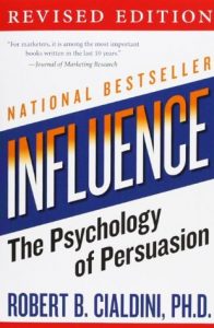 Influence the psychology of persuasion, Influence: The Psychology of Persuasion [BOEK REVIEW]
